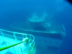 Vandenberg main mast wreck diving in Key West